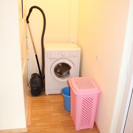Super Location - Shared Bathroom And Kitchen Jerevan Exteriör bild